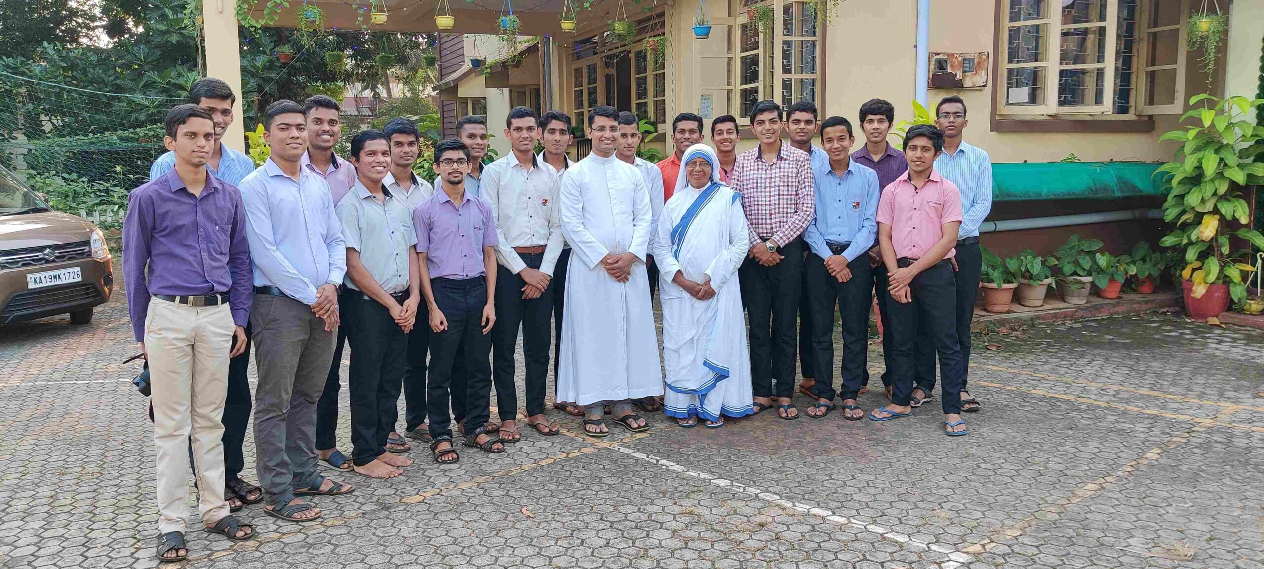 Read more about the article Sr Joshma from Orissa interacts with Gladsom Seminarians